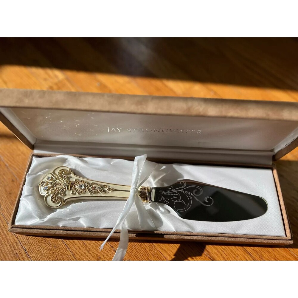 Jay Strongwater "Vivienne Duchess" Cake Knife